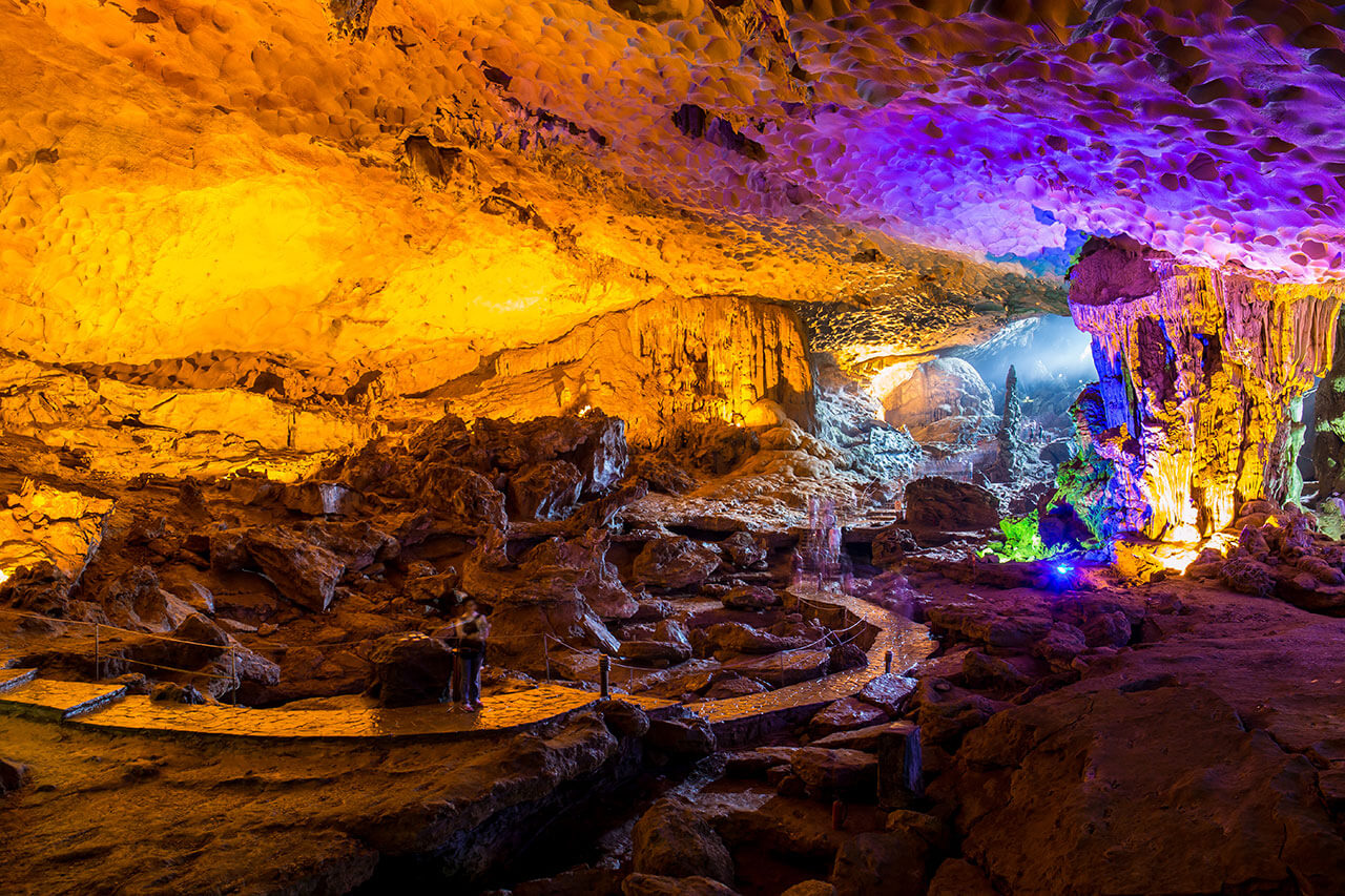 Sung Sot Cave - One of the most beautiful cave in Halong Bay