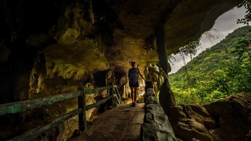 Visiting Trung Trang Cave