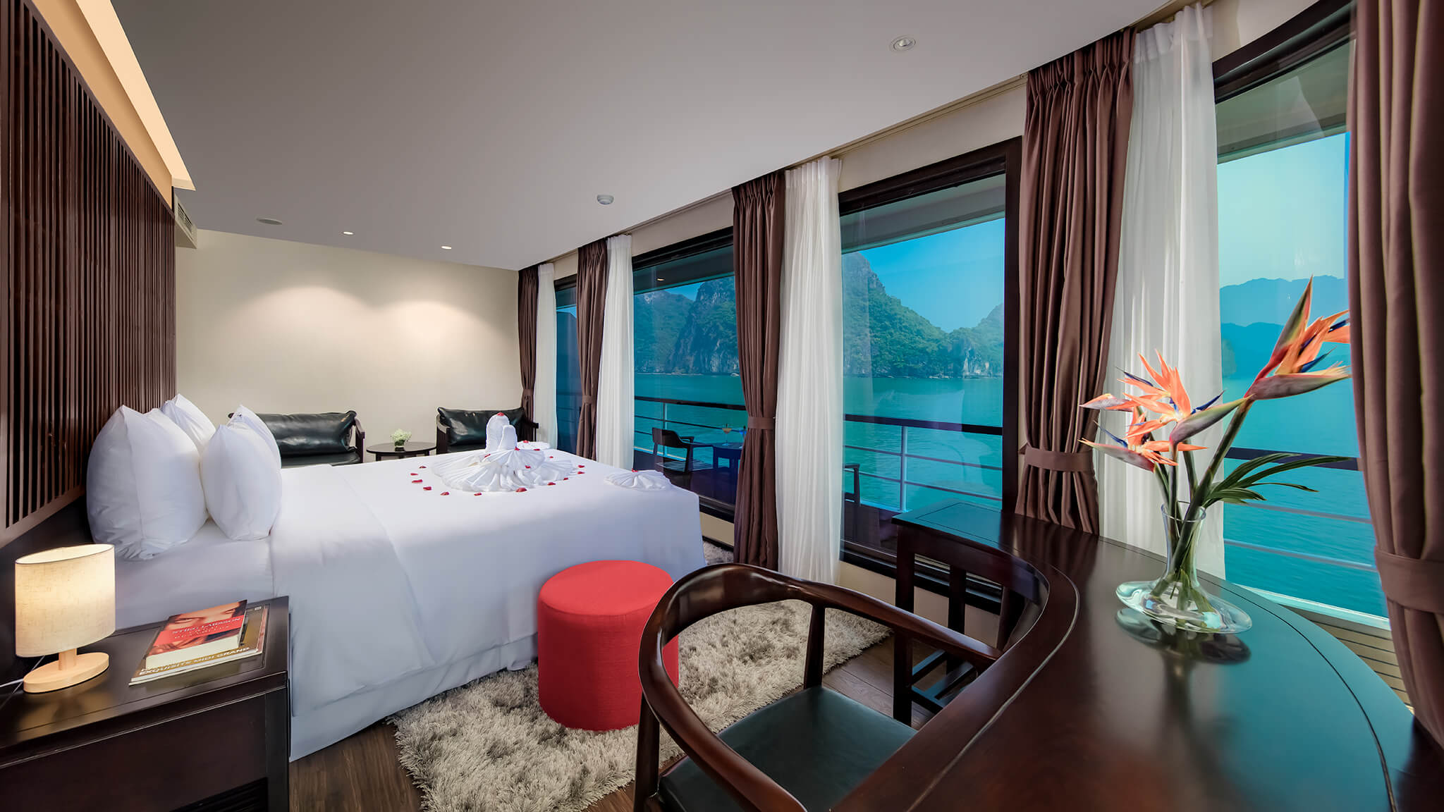 Scarlet Pearl Cruise - Onyx Pearl 1