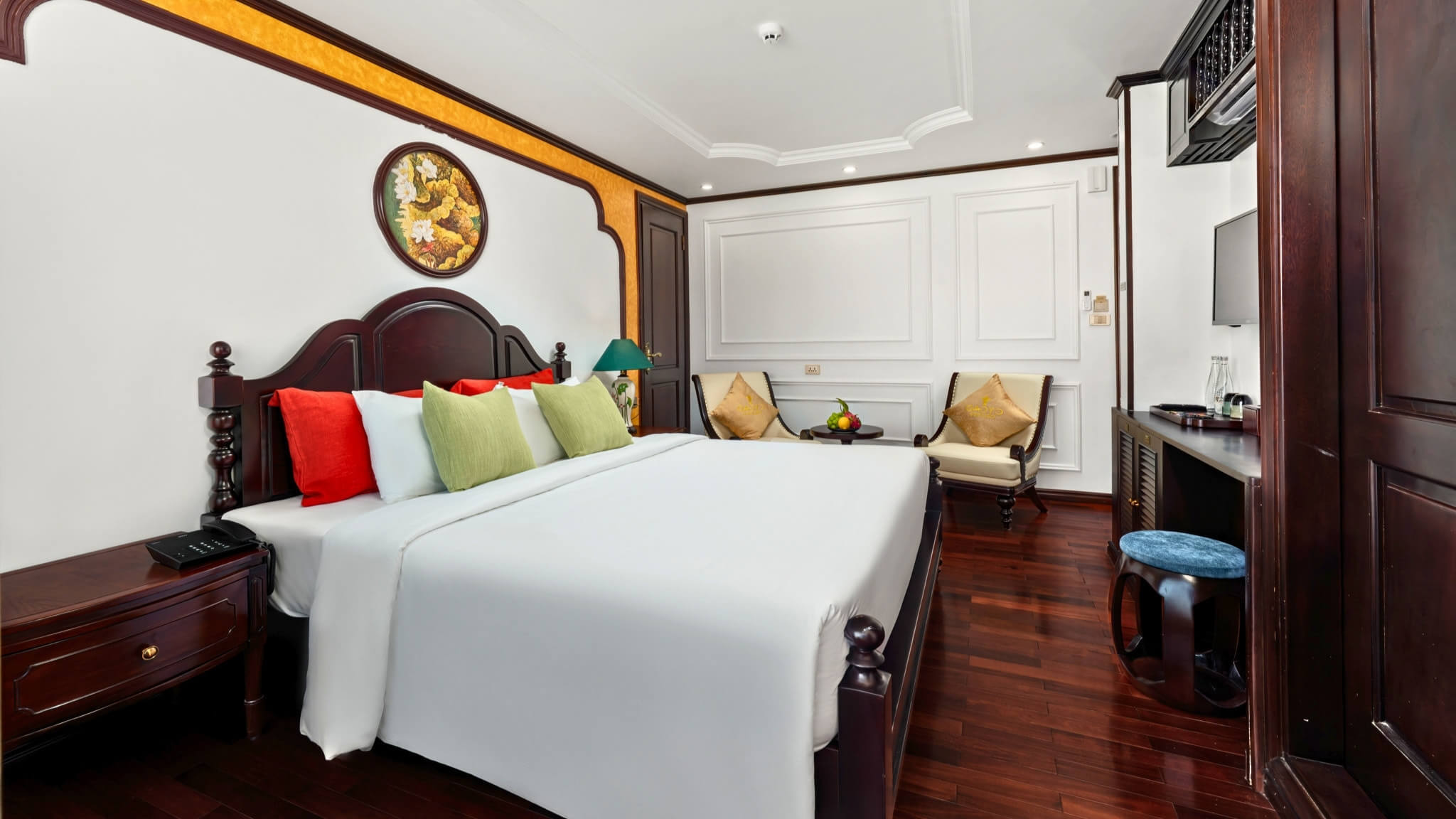 Cycad Cruise Bai Tu Long Bay - Executive Balcony 2
