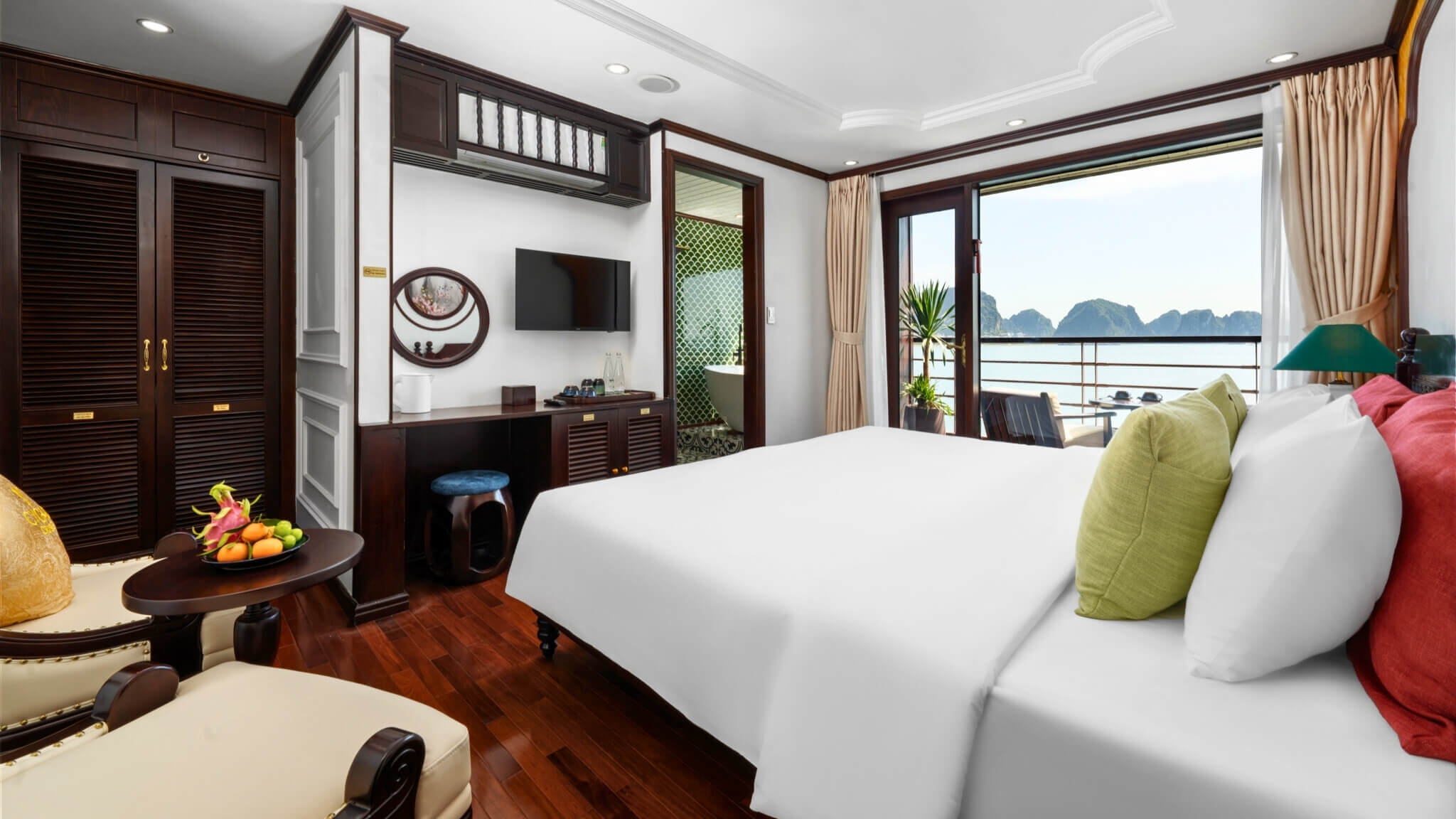 Cycad Cruise Bai Tu Long Bay - Junior Balcony 2