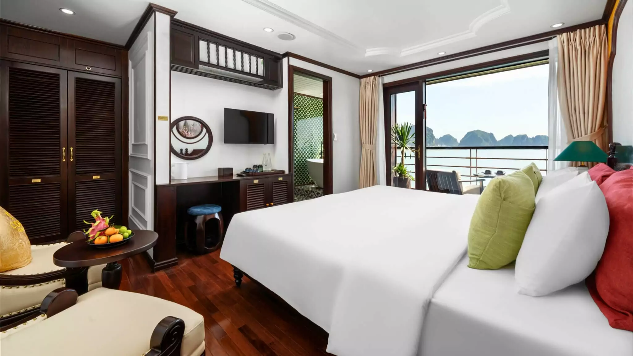 Cycad Cruise Bai Tu Long Bay - Junior Balcony 2