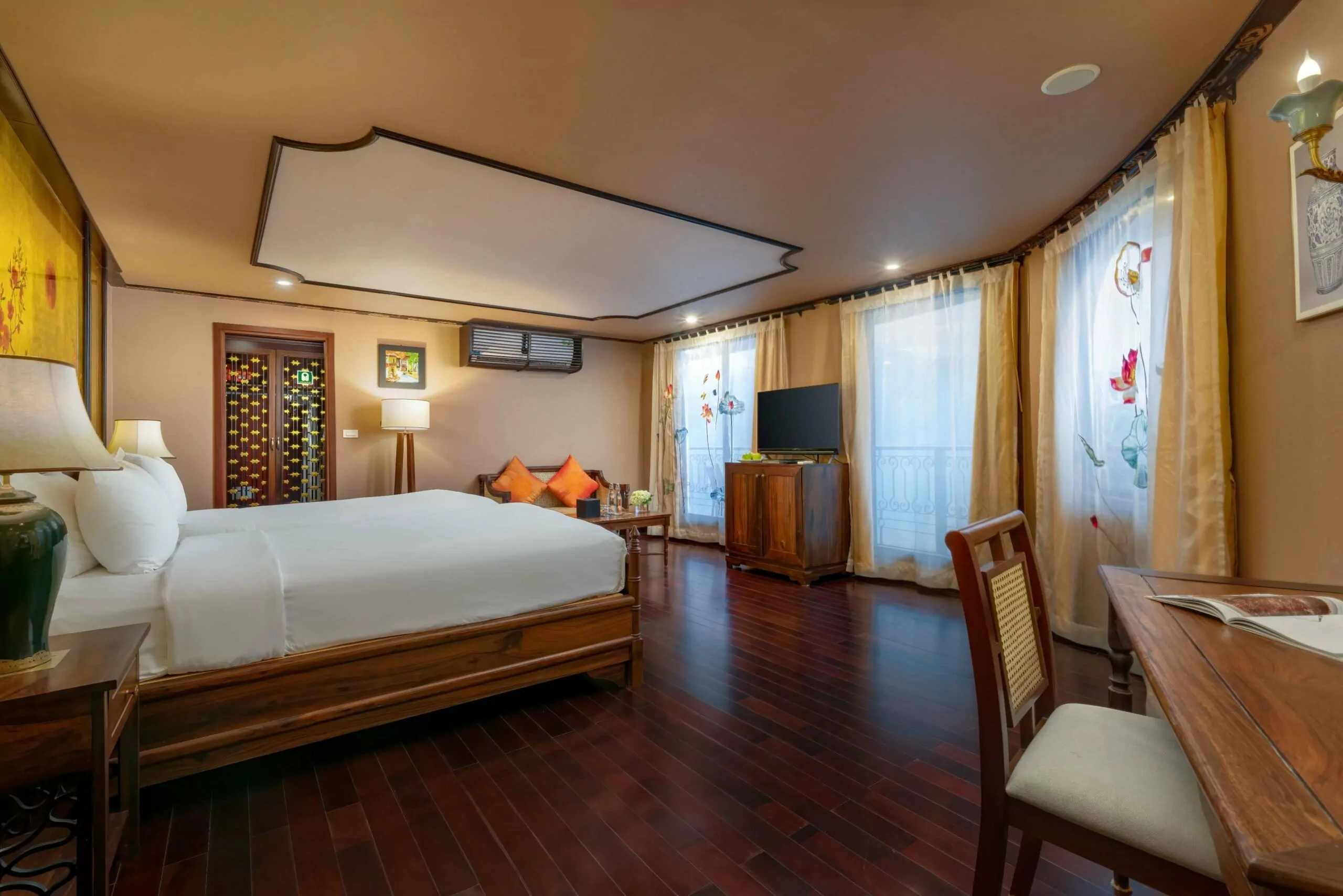 Indochine Cruise - Executive Suite 3