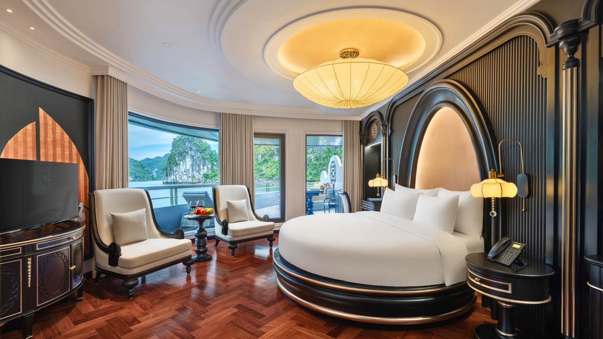 La Casta Star Cruise - VIP Suite Bow View