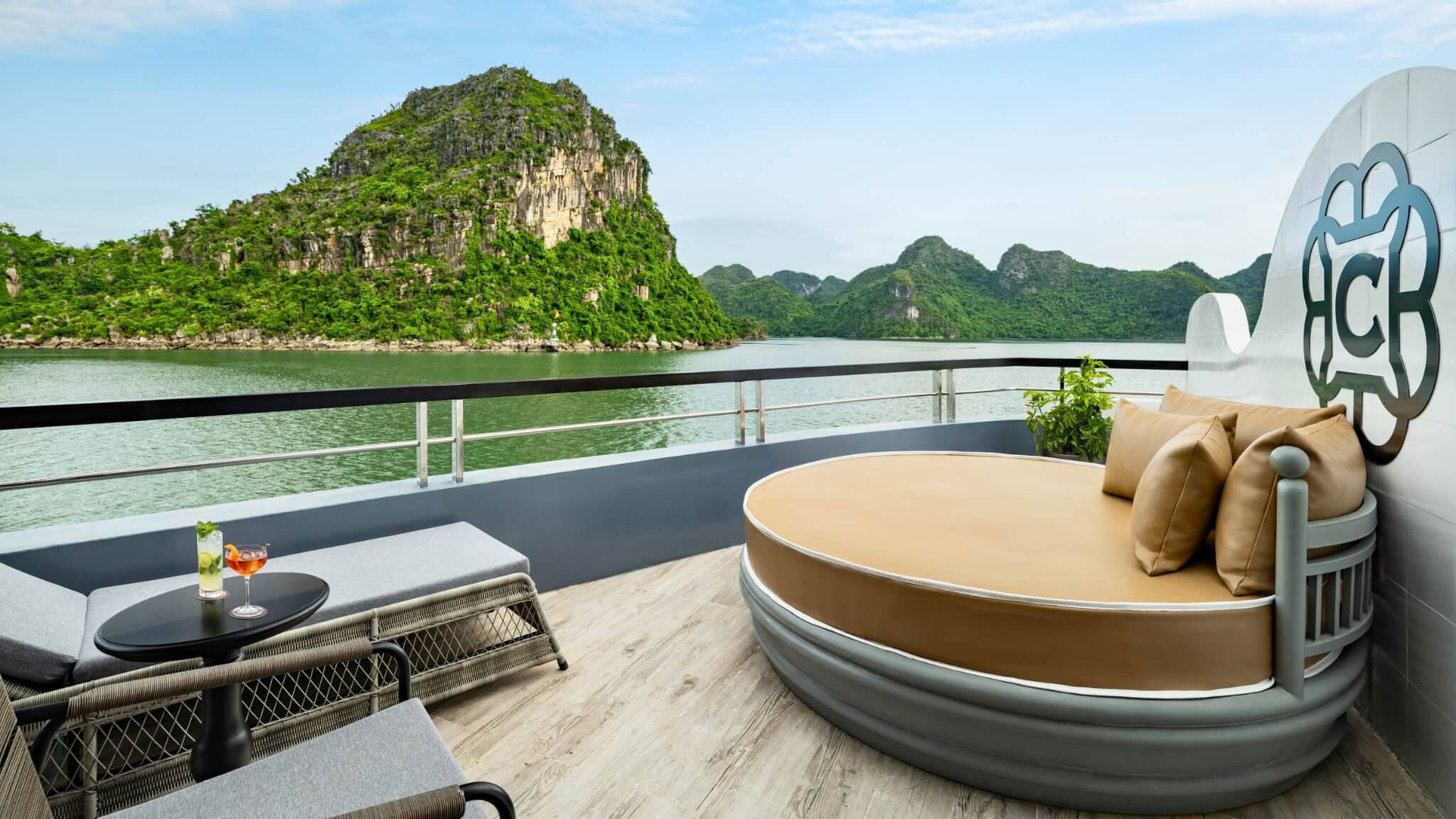 La Casta Star Cruise - VIP Suite Bow View 5
