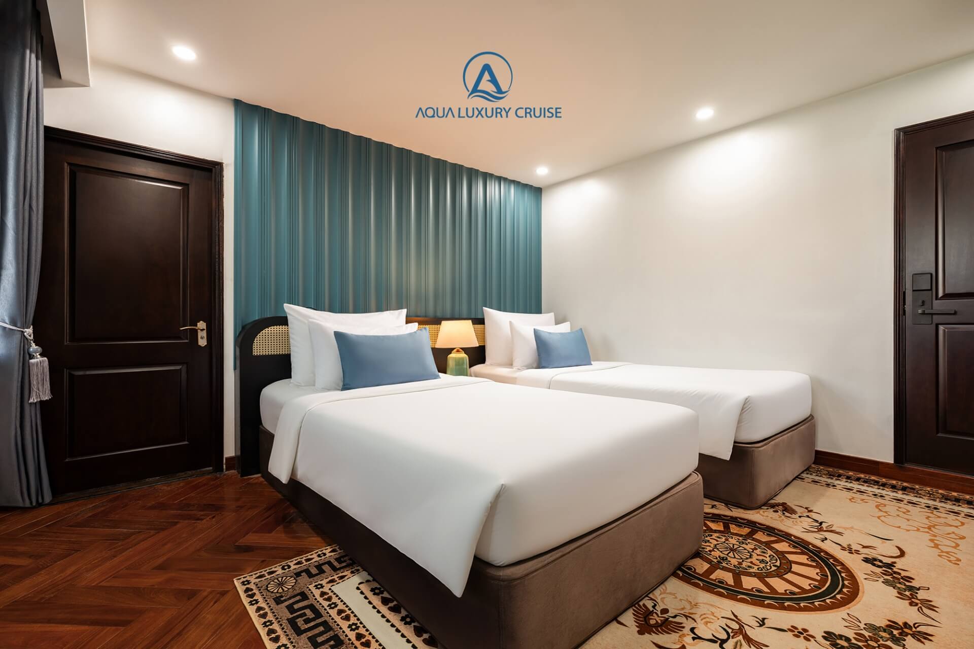 Aqua Luxury Cruise - Junior Suite Balcony Cabin 3