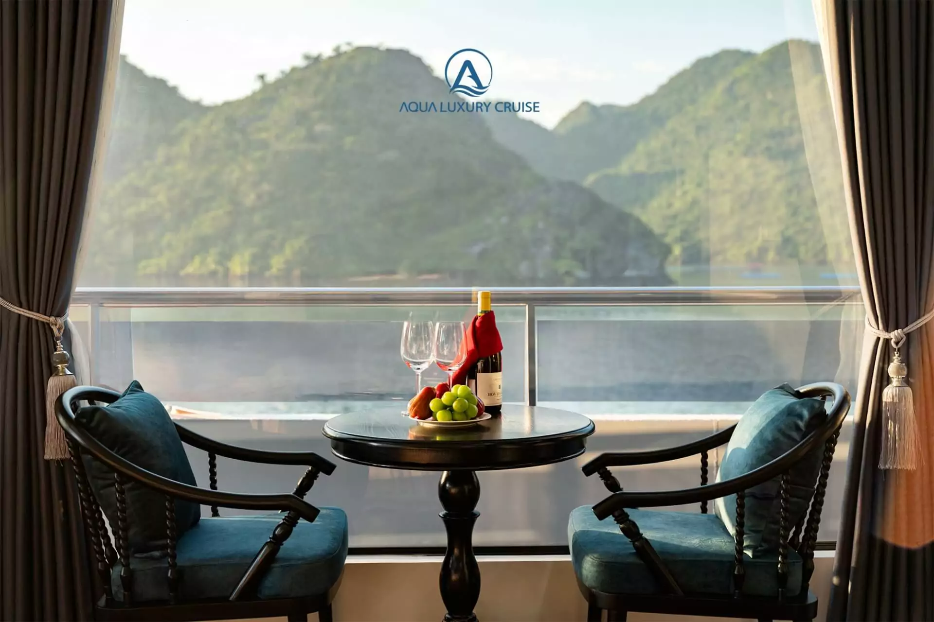 Aqua Luxury Cruise - King Suite Terrace Cabin 5
