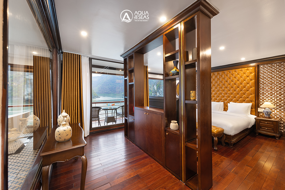 Aqua of the Seas Cruise - Aqua King Suite Cabin 4