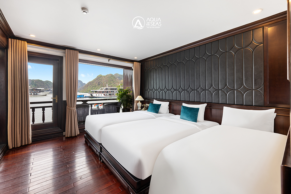 Aqua of the Seas Cruise - Aqua Senior Suite Cabin 5