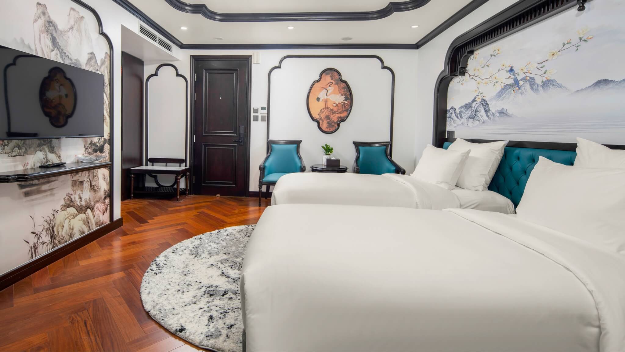 Catherine Cruise - Premier Suite (3rd Deck) 3