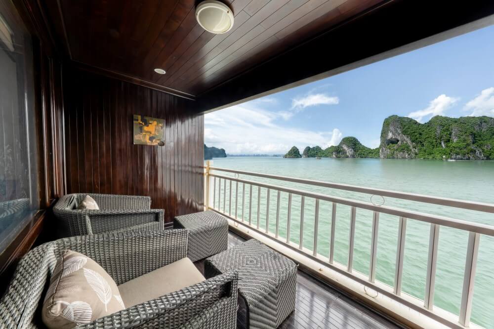 Garden Peak Cruise - Executive balcony suite 11