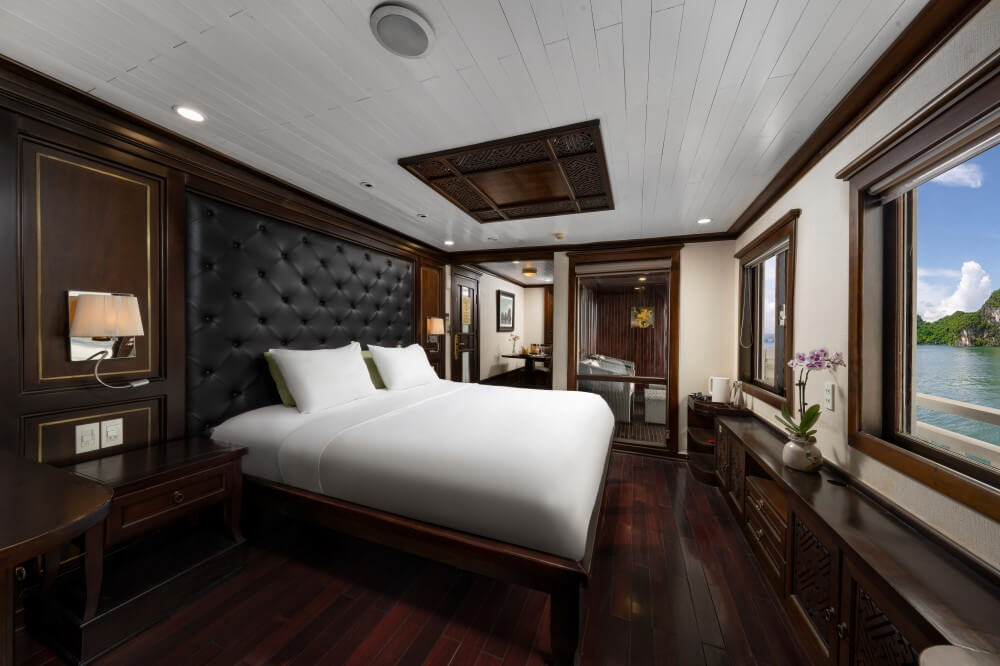 Garden Peak Cruise - Executive balcony suite 4