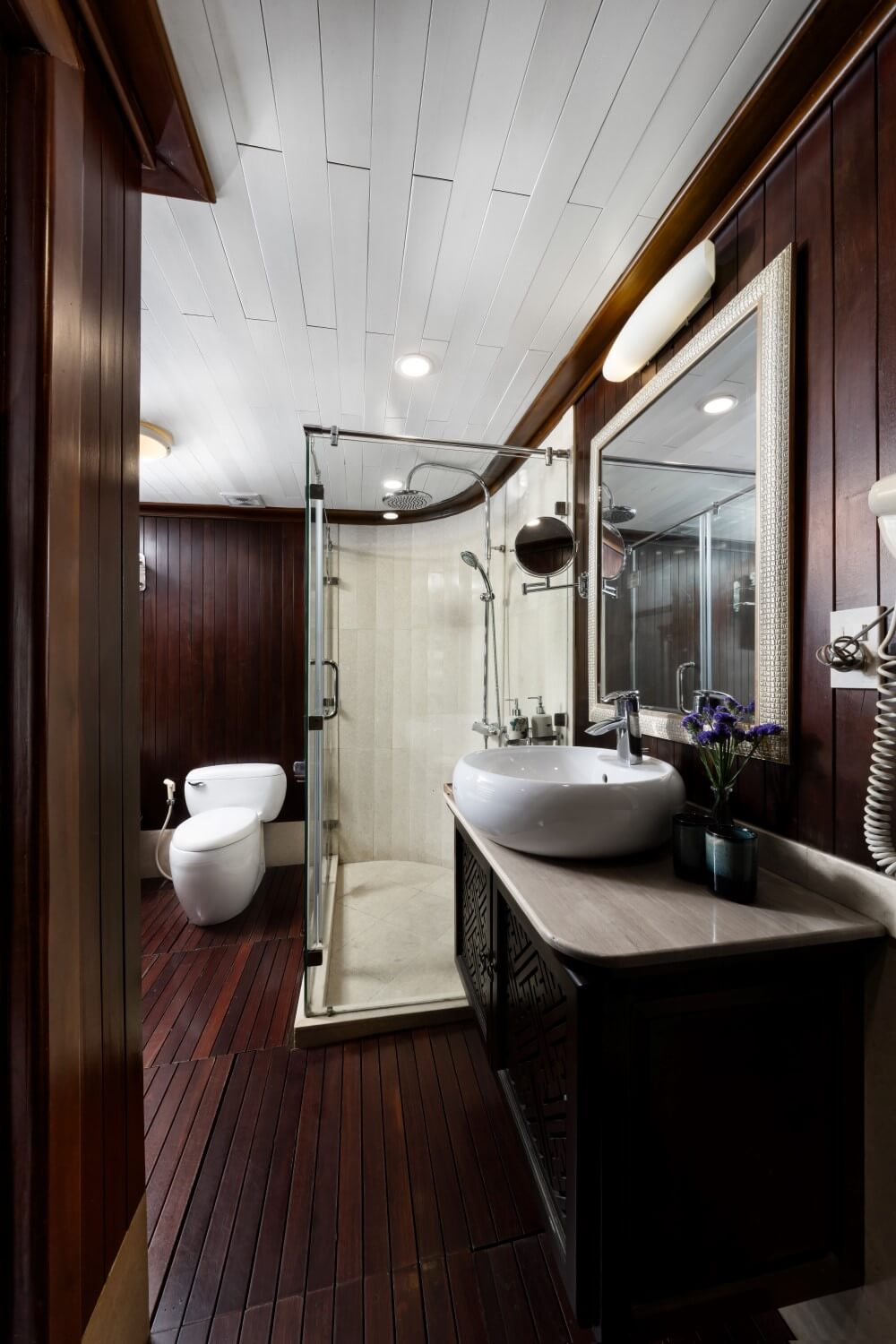 Garden Peak Cruise - Executive balcony suite 8