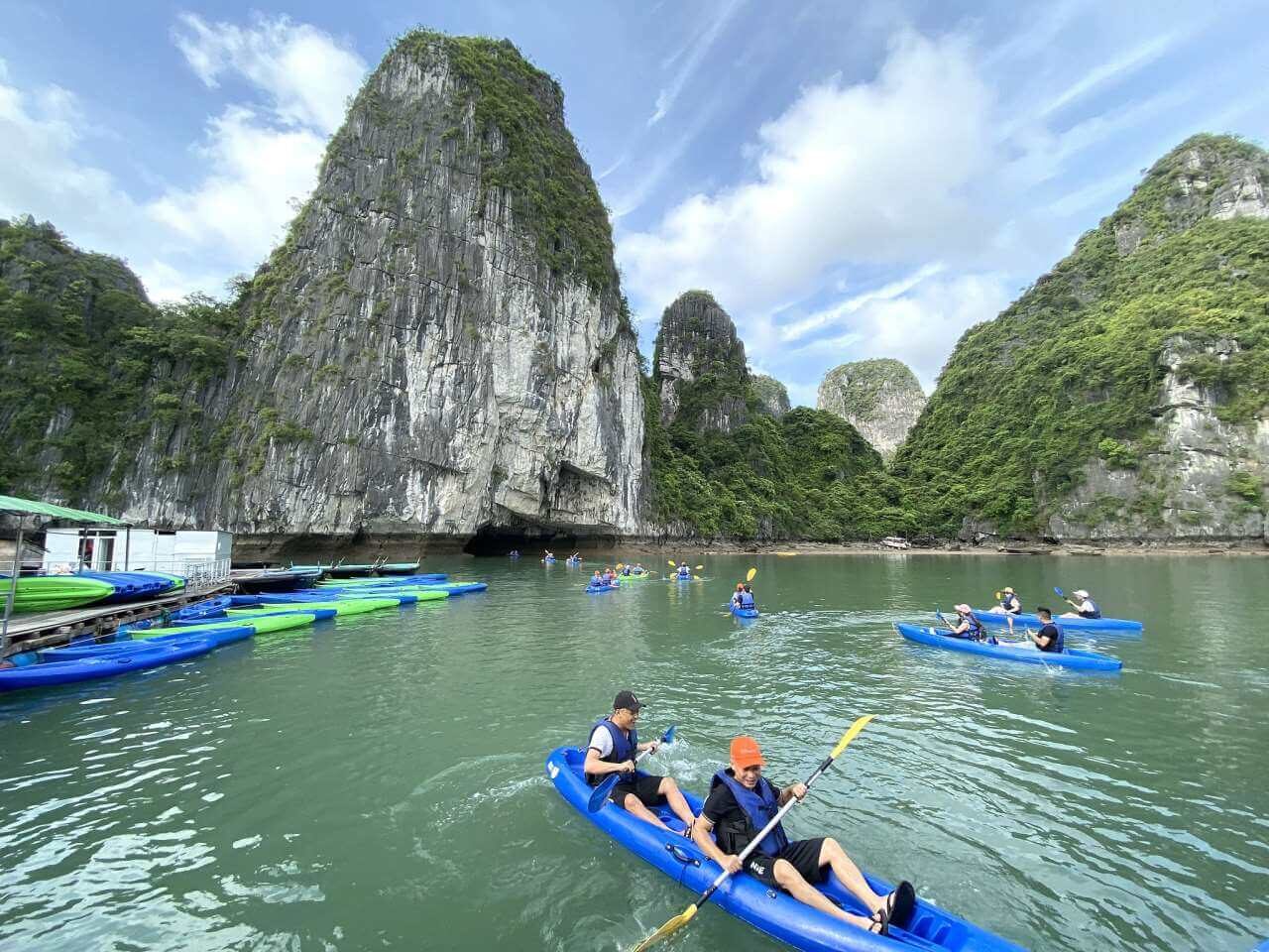 Kayaking excursion with Athena Royal Cruise in Bai Tu Long Bay