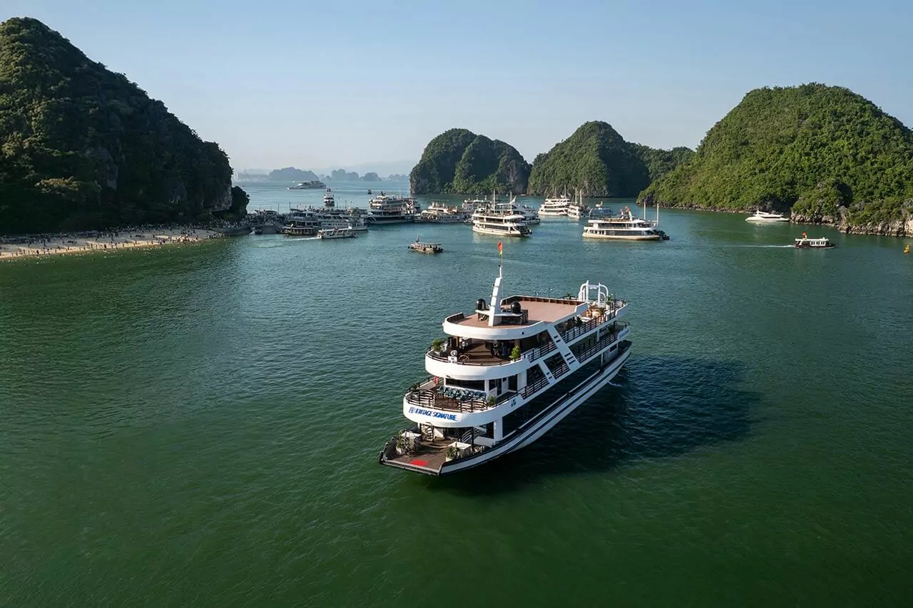Halong Heritage Signature Day Cruise