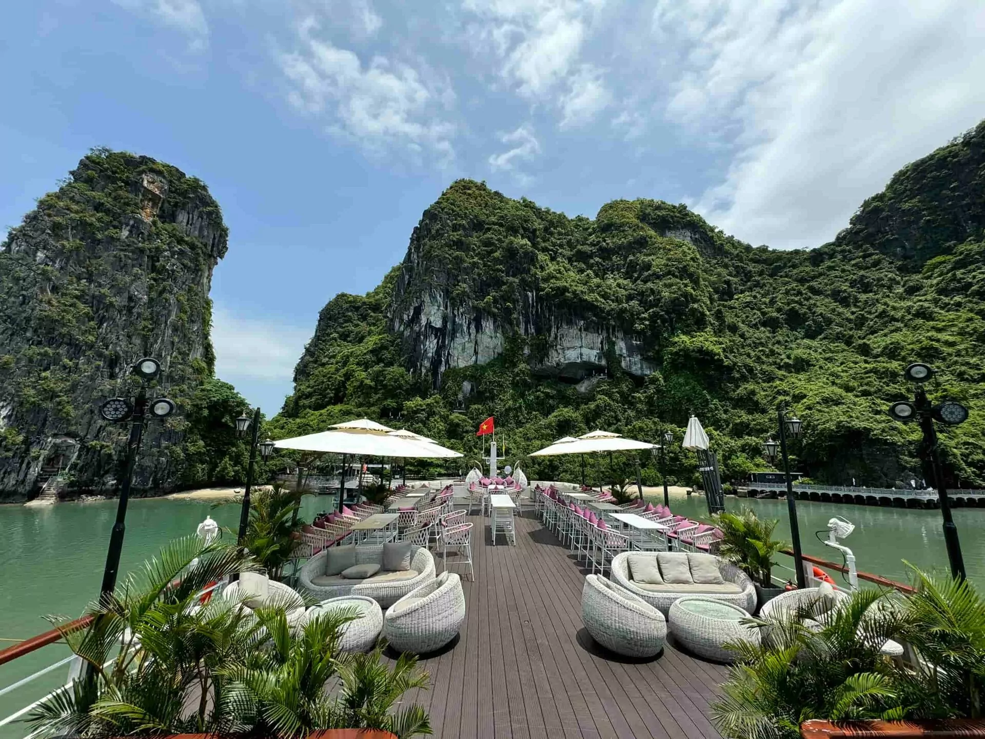 Iris Day Cruise – Sundeck Lounge Area