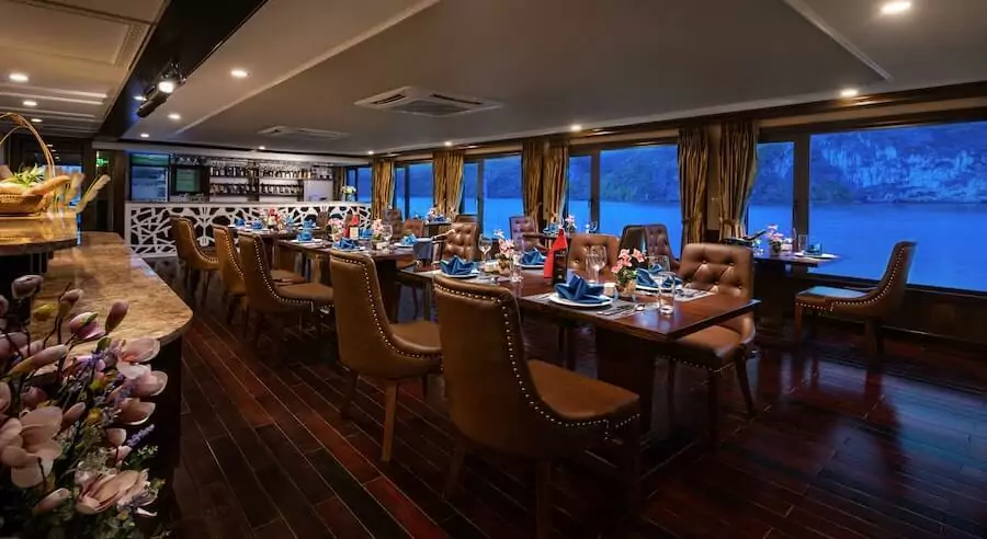 Interior view of the restaurant on La Pandora Cruise