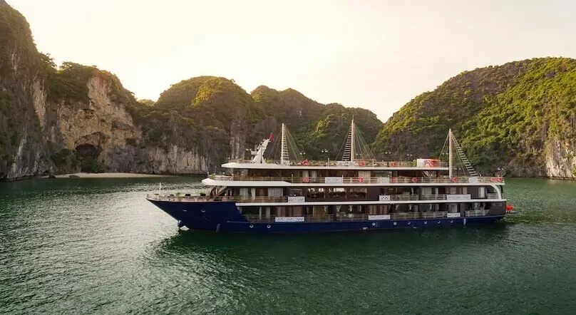 La Pandora Cruise Lan Ha Bay Golden Hour