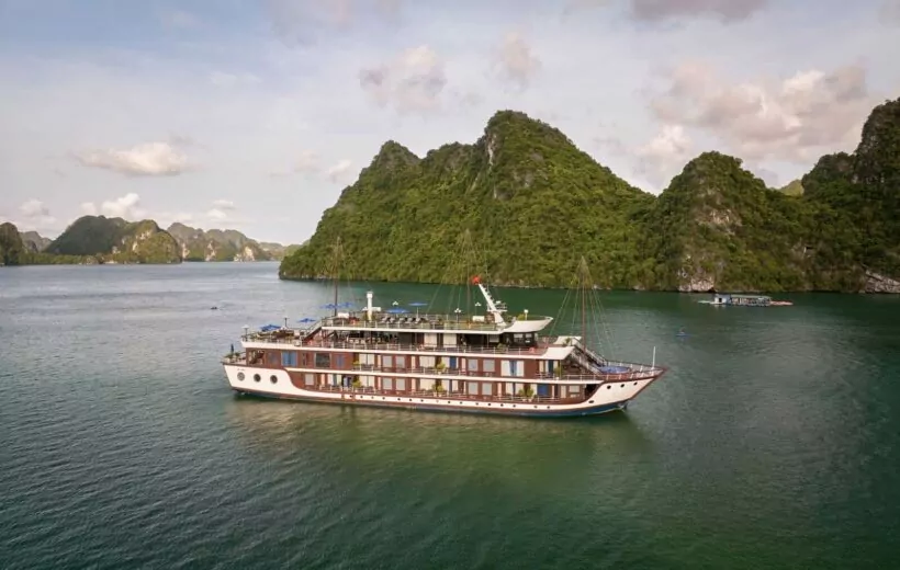 Le Journey Elegance Cruise Halong Bay