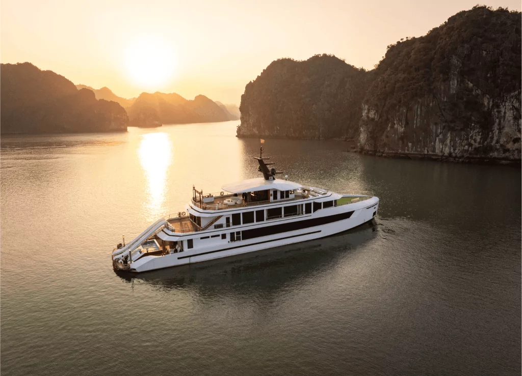 Hera Luxury Day Cruise Lan Ha Bay - Cruising Lan Ha Bay Sunset