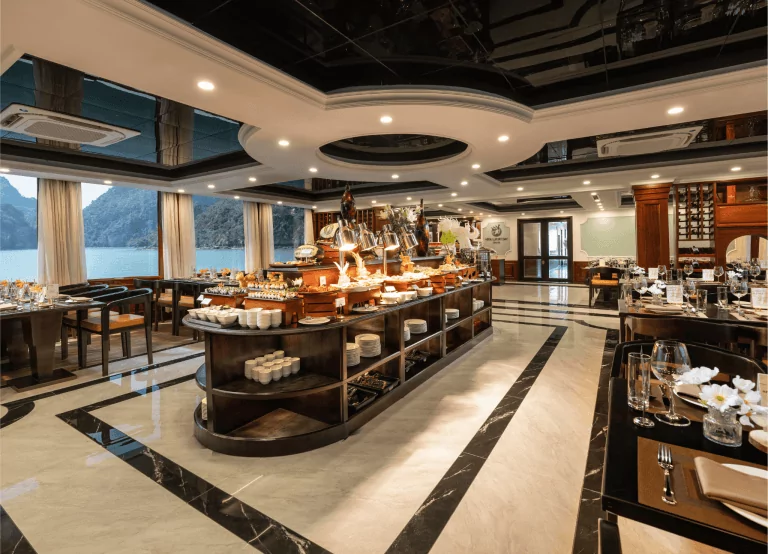 Hera Luxury Day Cruise Lan Ha Bay - Restaurant Seafood Buffet Counter
