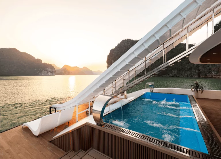 Hera Luxury Day Cruise Lan Ha Bay – Swimming Pool and Water Slide Swimming pool and water slide on Hera Luxury Day Cruise