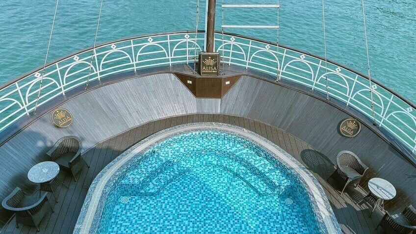 Alisa Premier Cruise Swimming Pool Jacuzzi