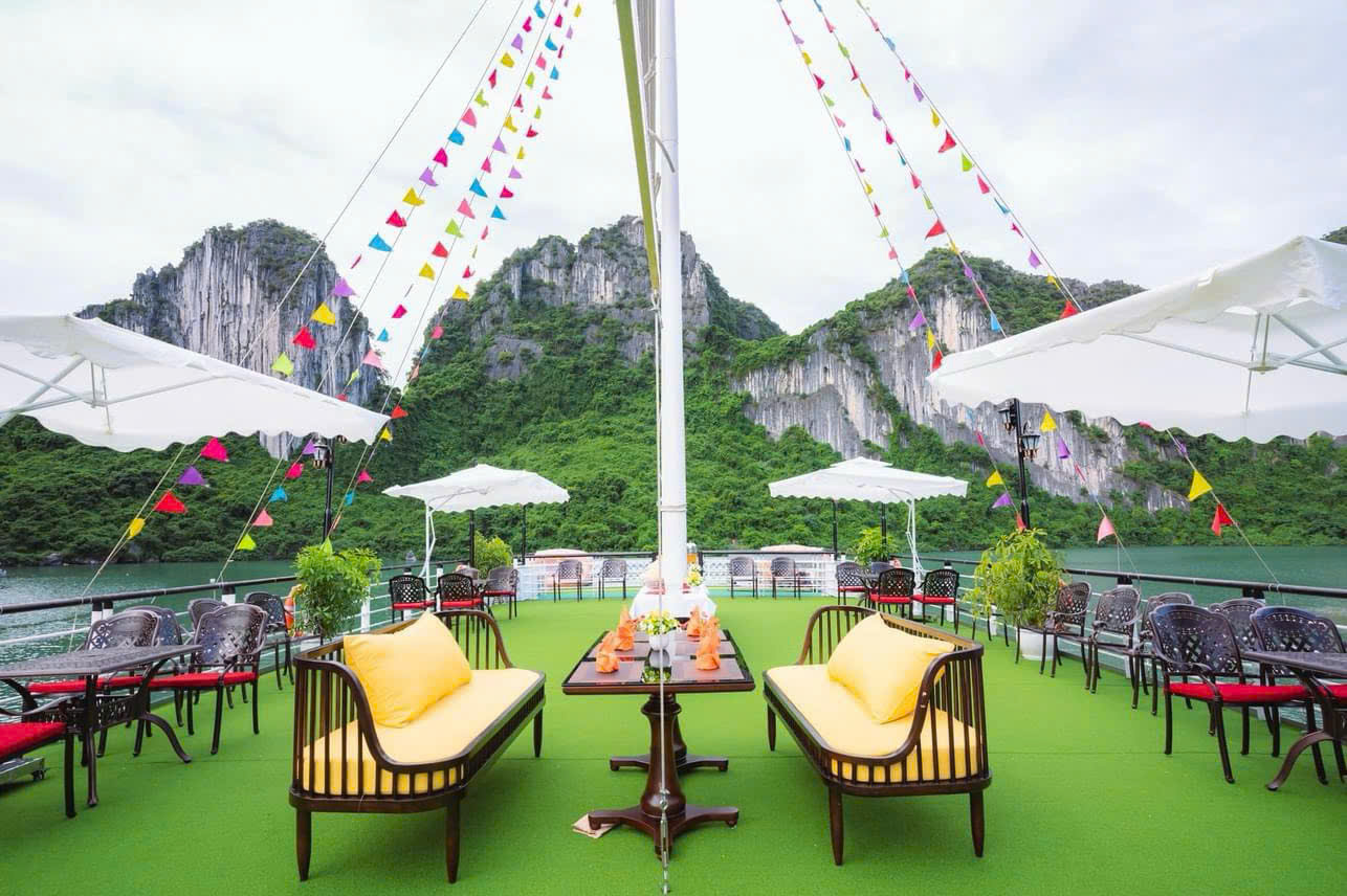 Sundeck lounge with limestone cliff backdrop