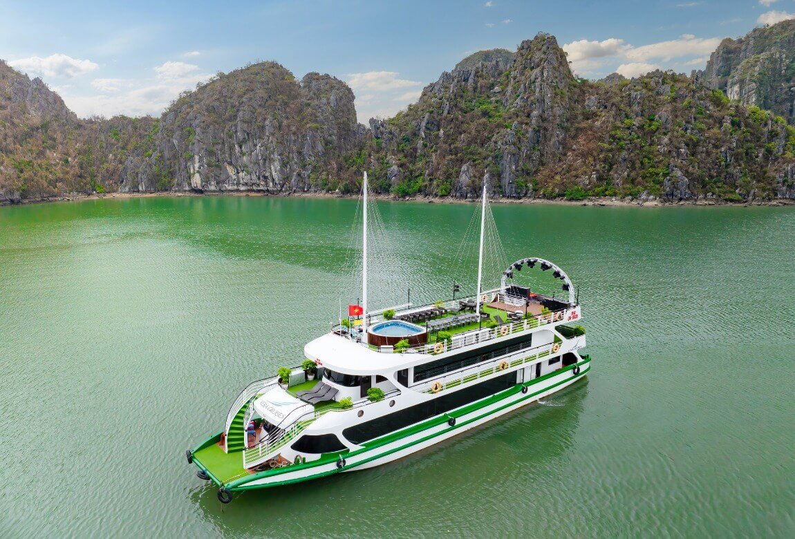 Vera Day Cruise Halong Bay Cruising Karst Islands