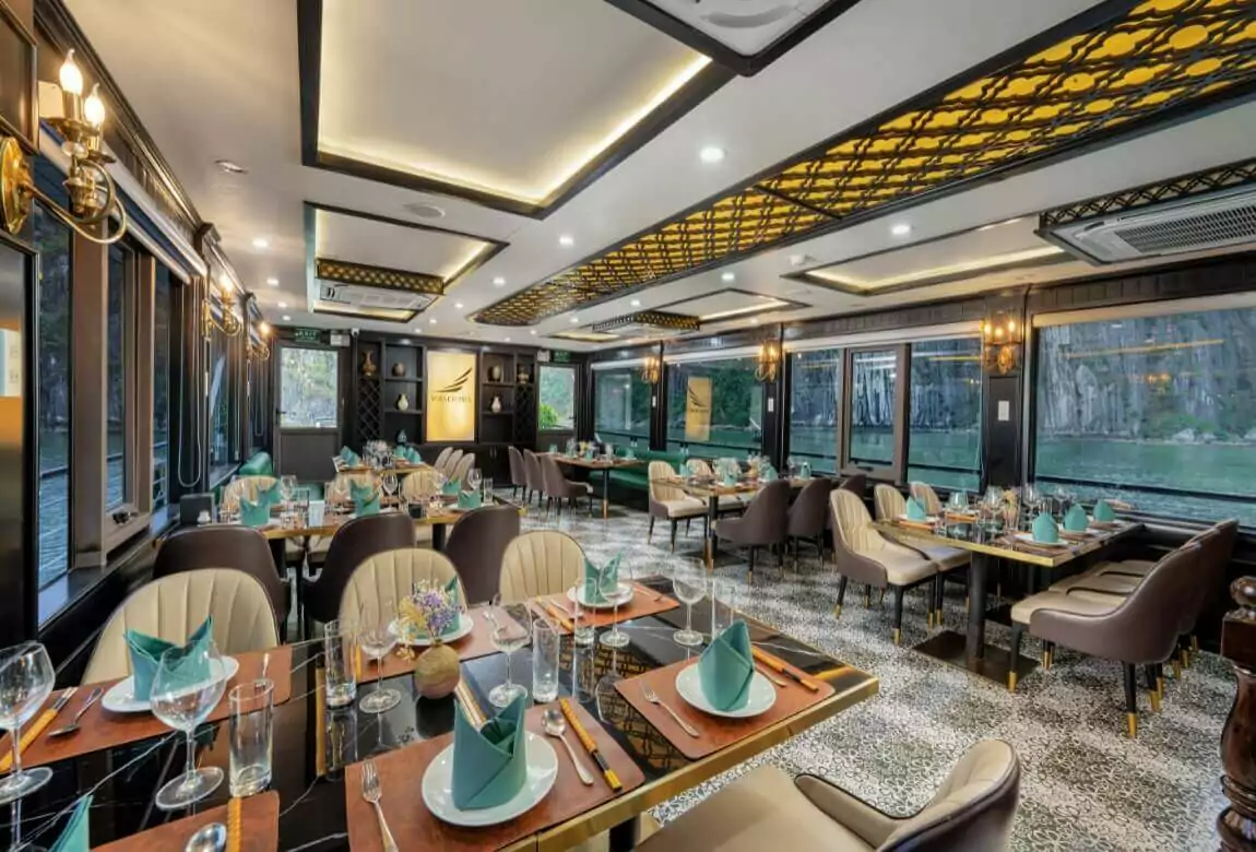 Vera Day Cruise – Restaurant dining hall