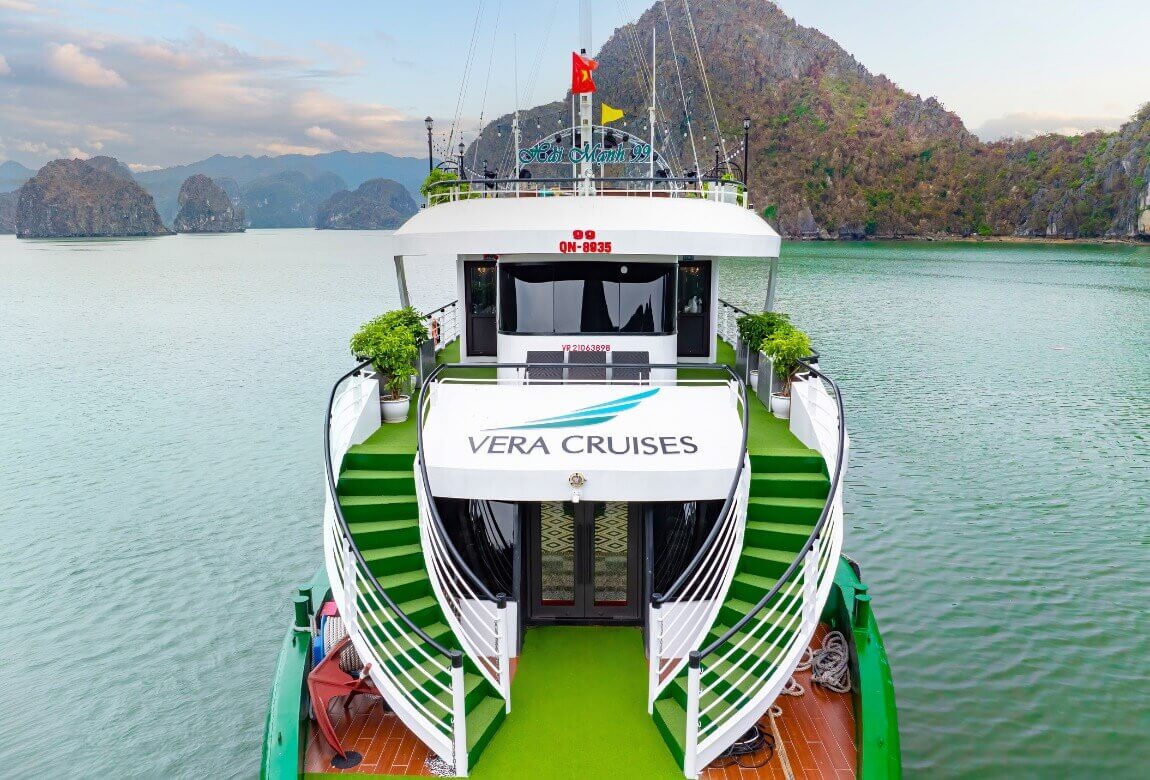 Vera Day Cruise Halong Bay Stern Logo
