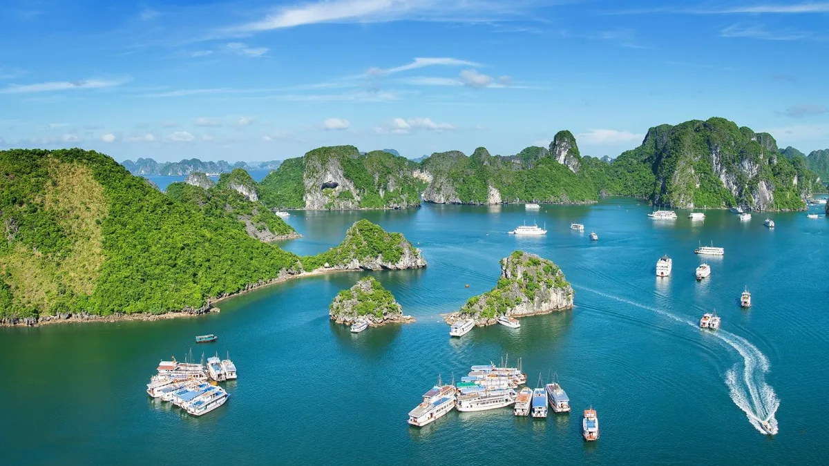 Best Time to Visit Halong Bay: Month-by-Month Weather Guide 2026