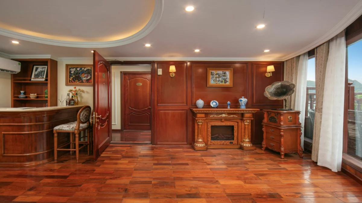 King Suite living area on Emperor Cruises Legacy