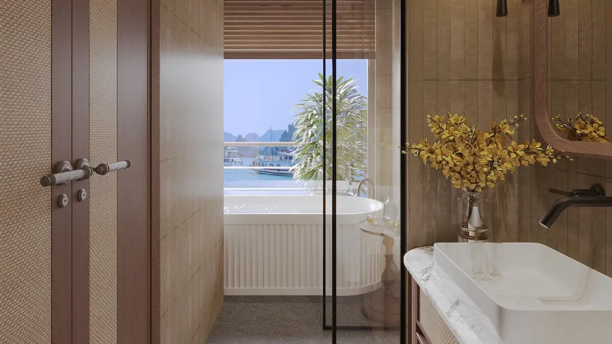 Bathtub in the Harmony Exclusive Suite – Harmony Boutique Cruise