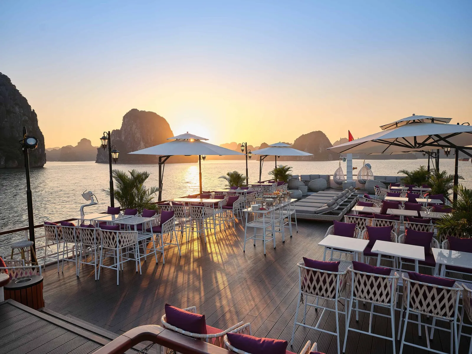 Iris Day Cruise Sundeck Canape Party At Sunset