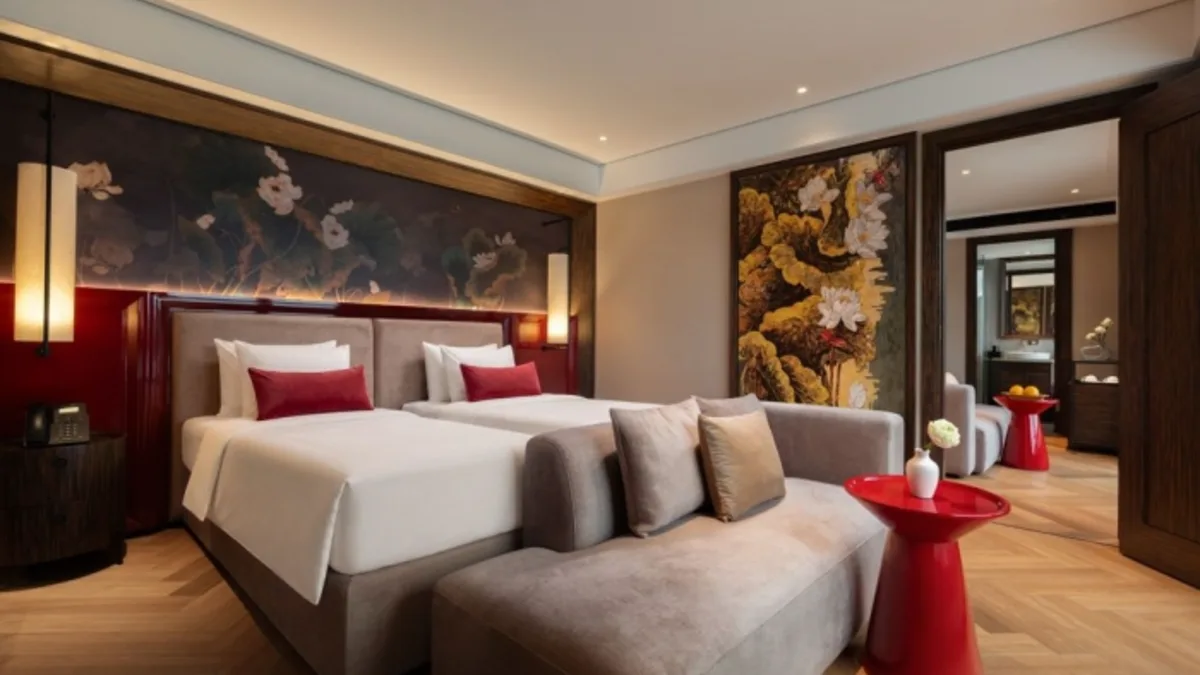 Ocean View Premier Connecting Suite on La SEN of the Bay Cruises