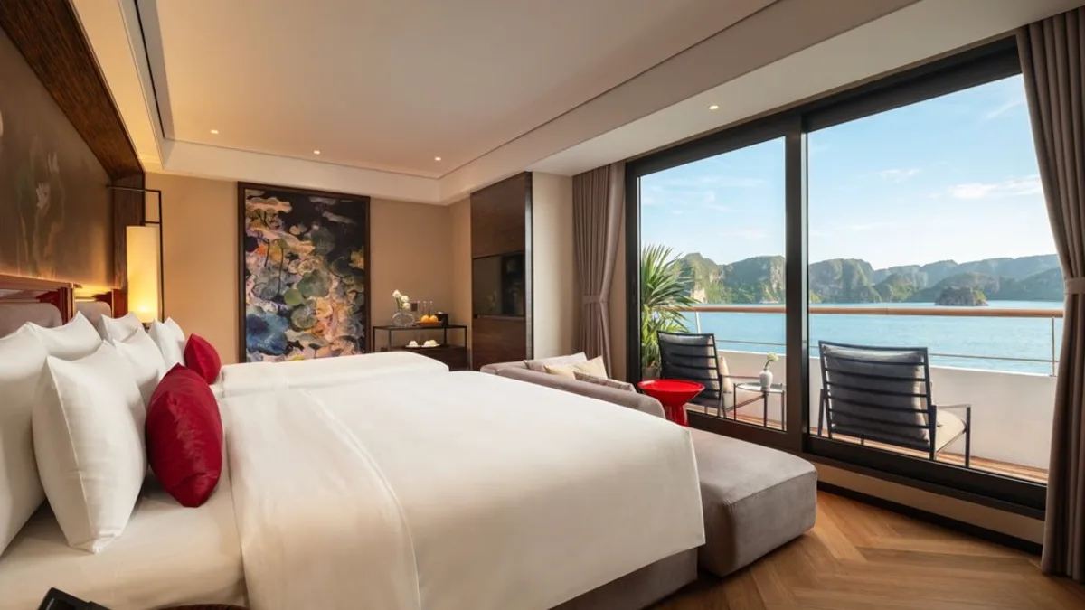 Ocean View Premier Family Suite with bay view on La SEN of the Bay Cruises