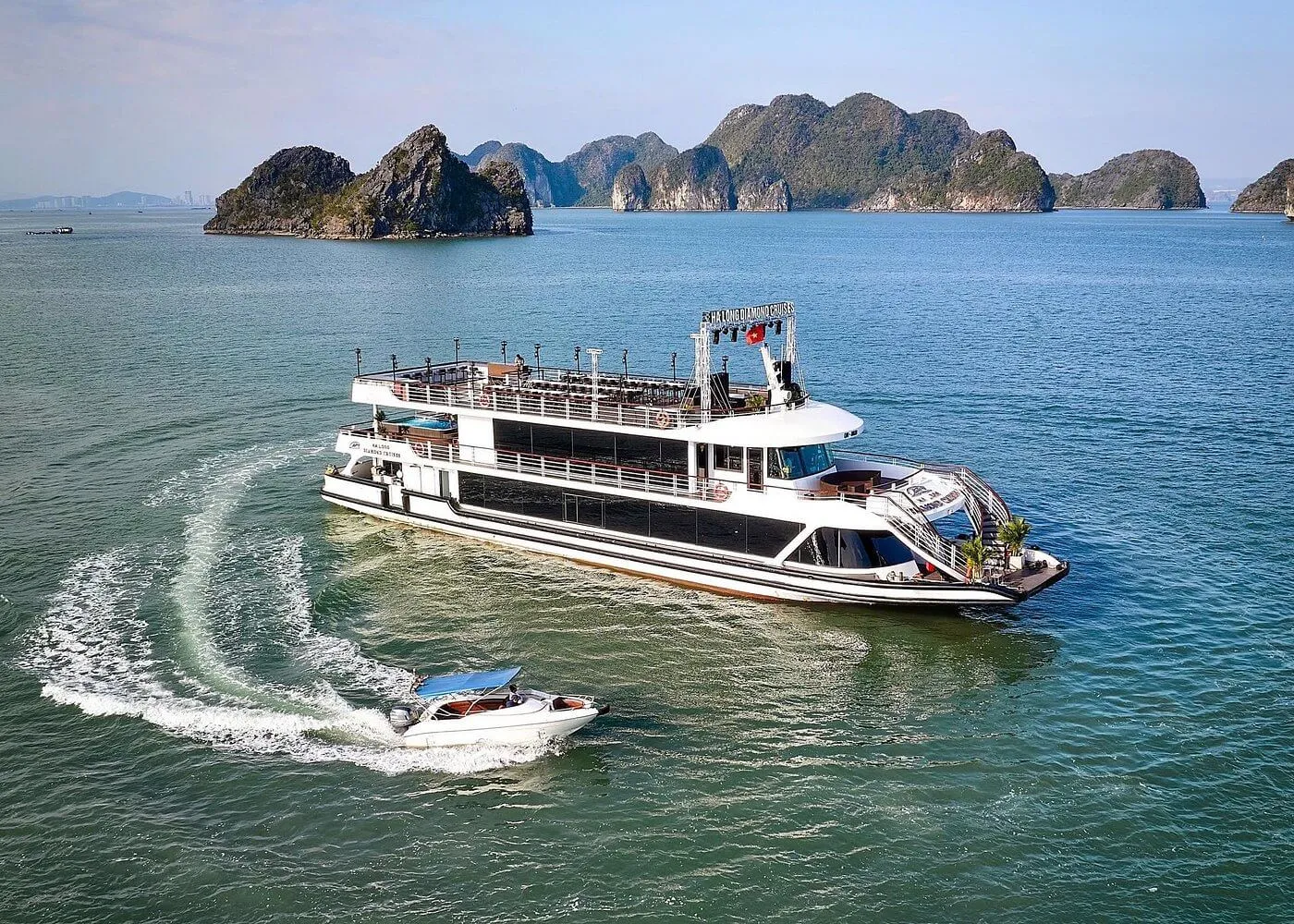 Omkara Day Cruises