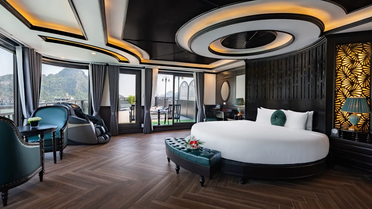 Rita Cruise Halong Bay – Presidential Suite bedroom