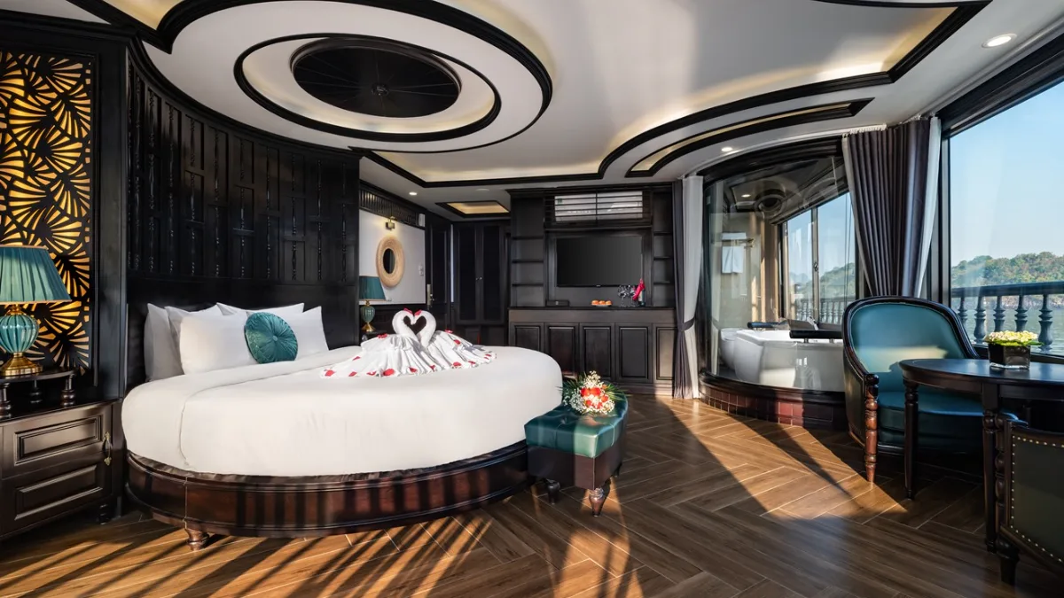 Rita Cruise Halong Bay – Presidential Suite with moon bed Presidential Suite with moon bed on Rita Cruise, Lan Ha Bay