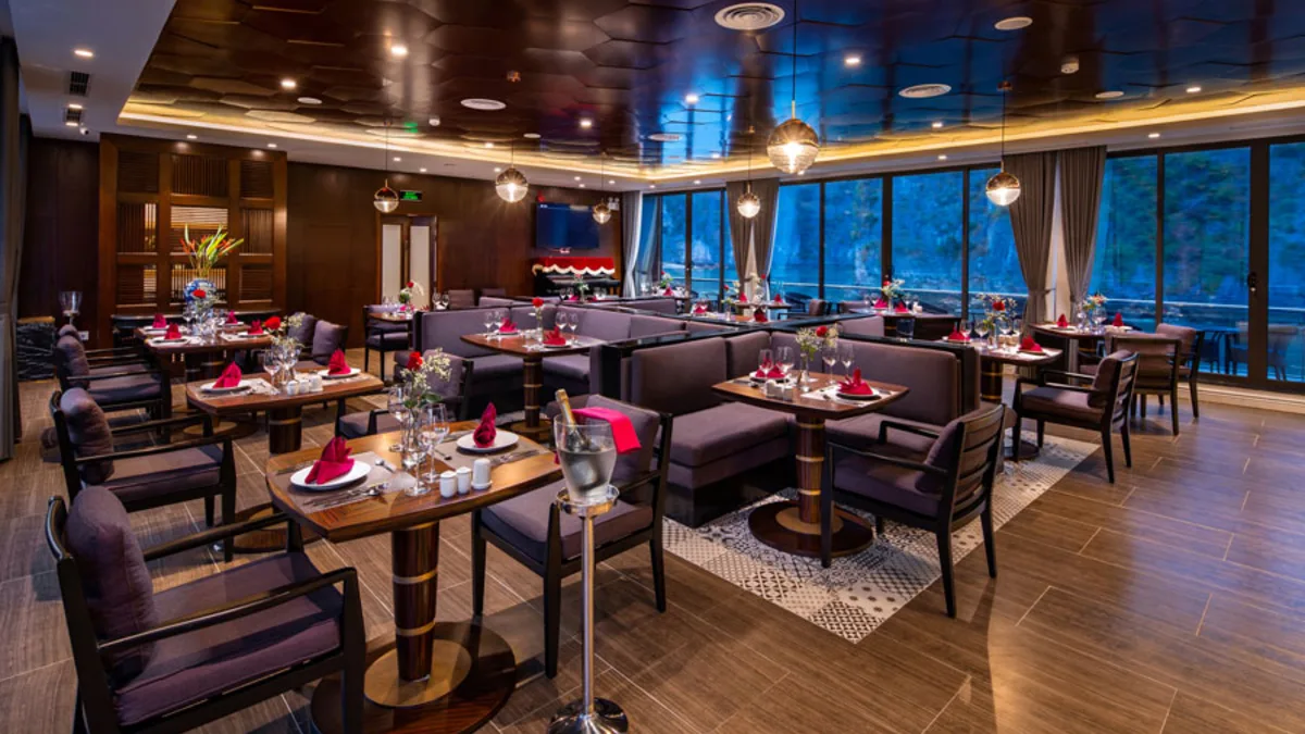 Stellar of the Seas Cruise restaurant Restaurant on Stellar of the Seas Cruise