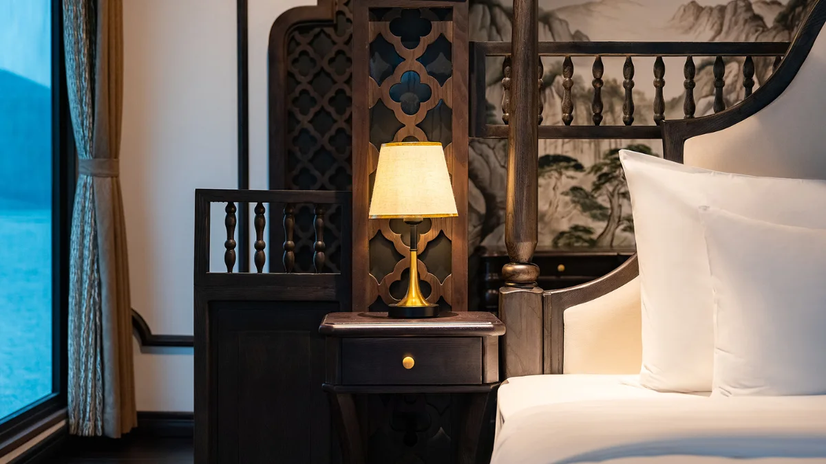 Venus Cruise President (Pearl) Suite – Super King Bed