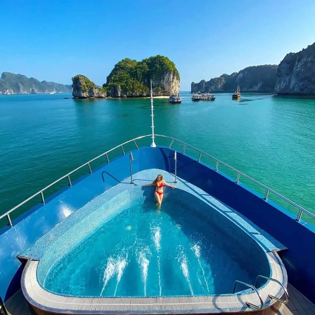 Victorious Cruise Swimming Pool